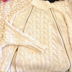 Solemio sweater